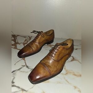 Magnanni Tan-to-Brown Patina Cap-Toe Oxfords